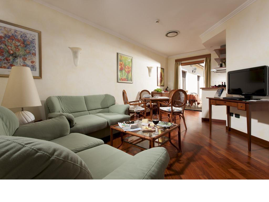 Eurogarden Hotel Roma Esterno foto
