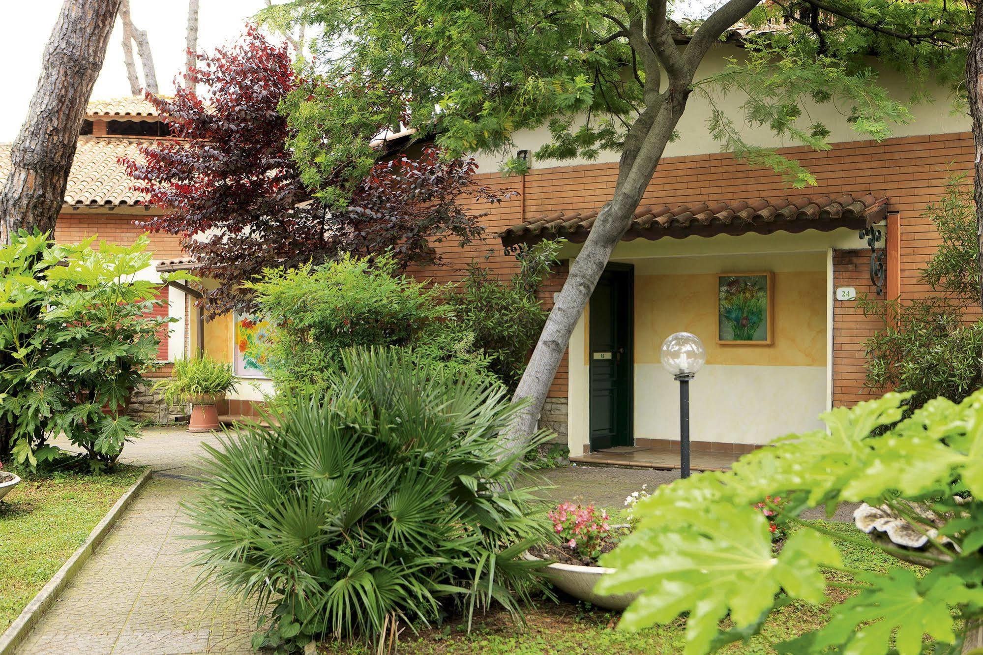 Eurogarden Hotel Roma Esterno foto